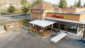 Commercial patio cover for Annie's in Lake Elsinore